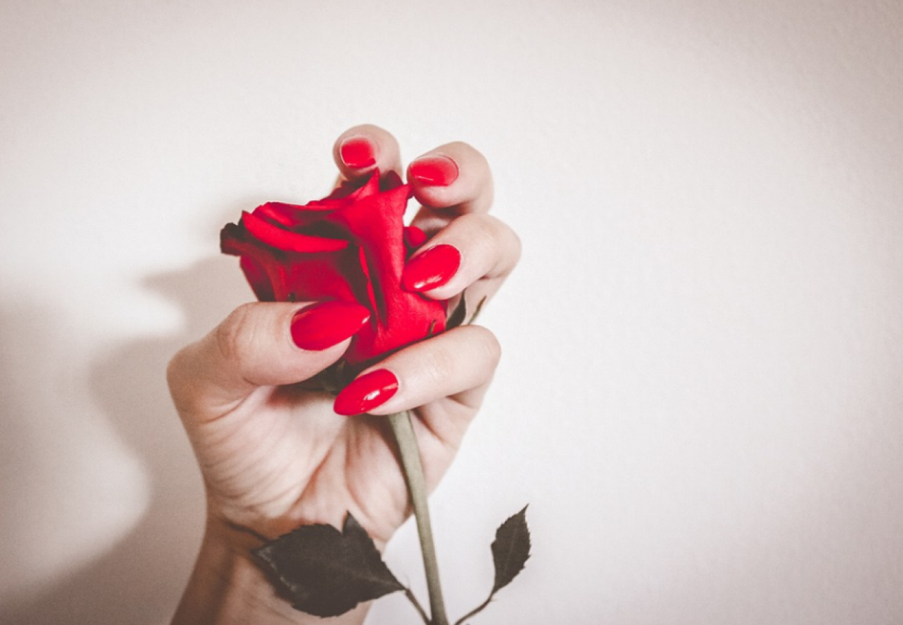unhas femininas saudáveis